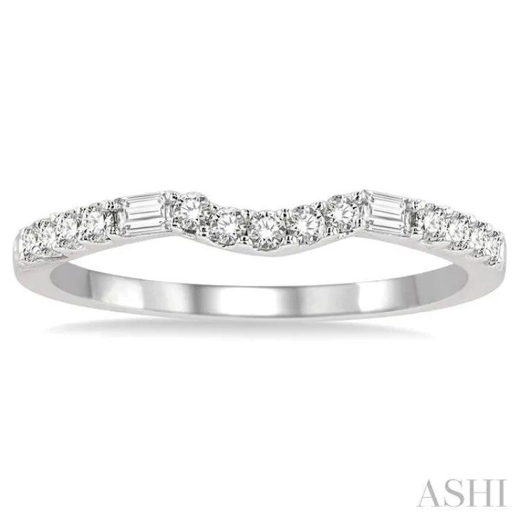 1/4 ctw Curved Center Baguette and Round Cut Diamond Wedding Band in 14K White Gold