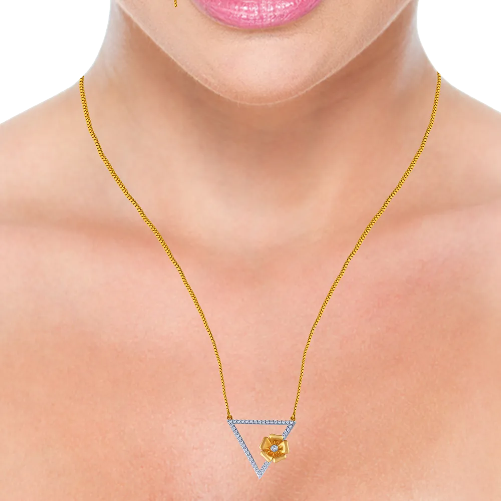 18k Triangle Shape Diamond Necklace With A Flower