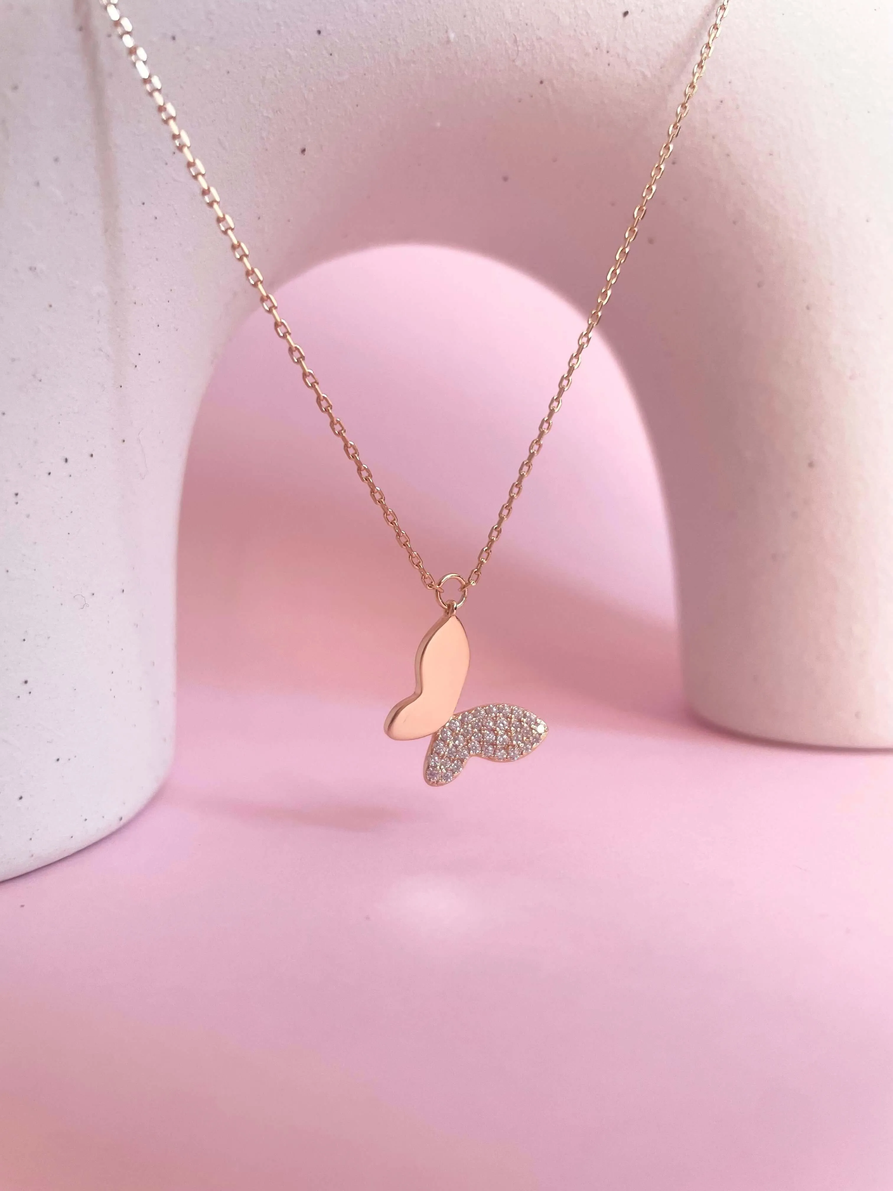 Chic Butterfly Necklace | Rose Gold