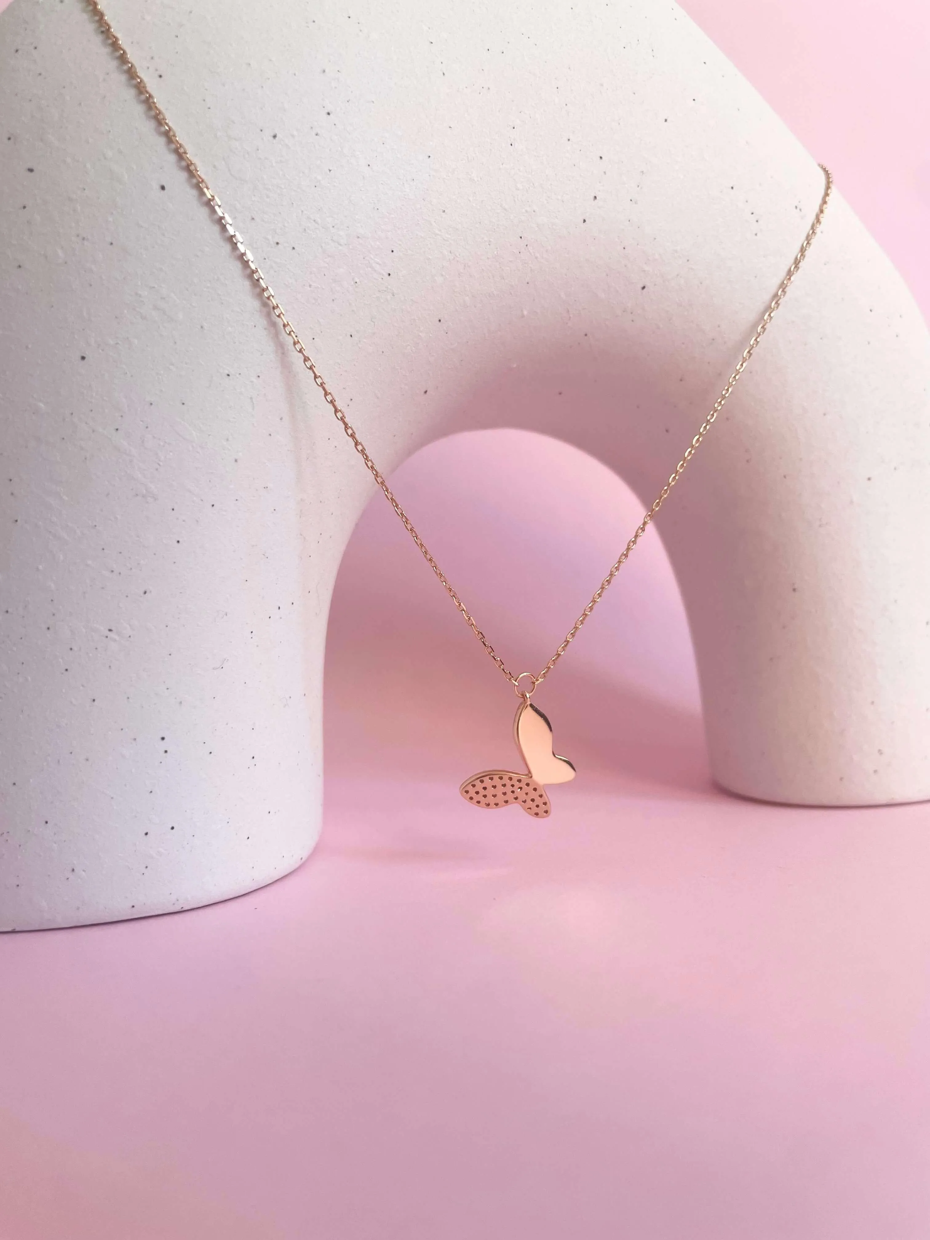 Chic Butterfly Necklace | Rose Gold