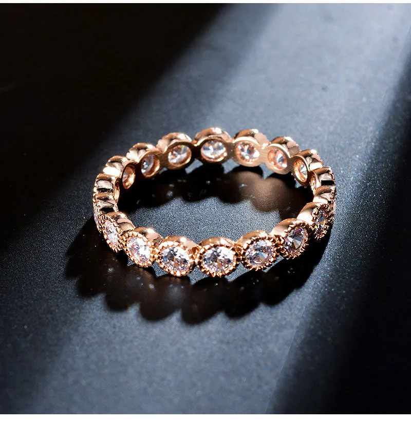 Chic Essential Crystal Ring