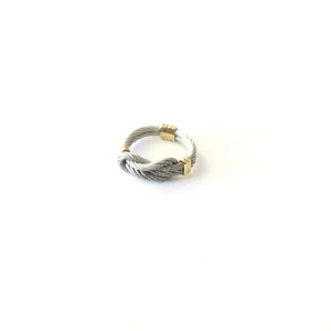 Fred Paris Twisted Knot Ring. Size 6