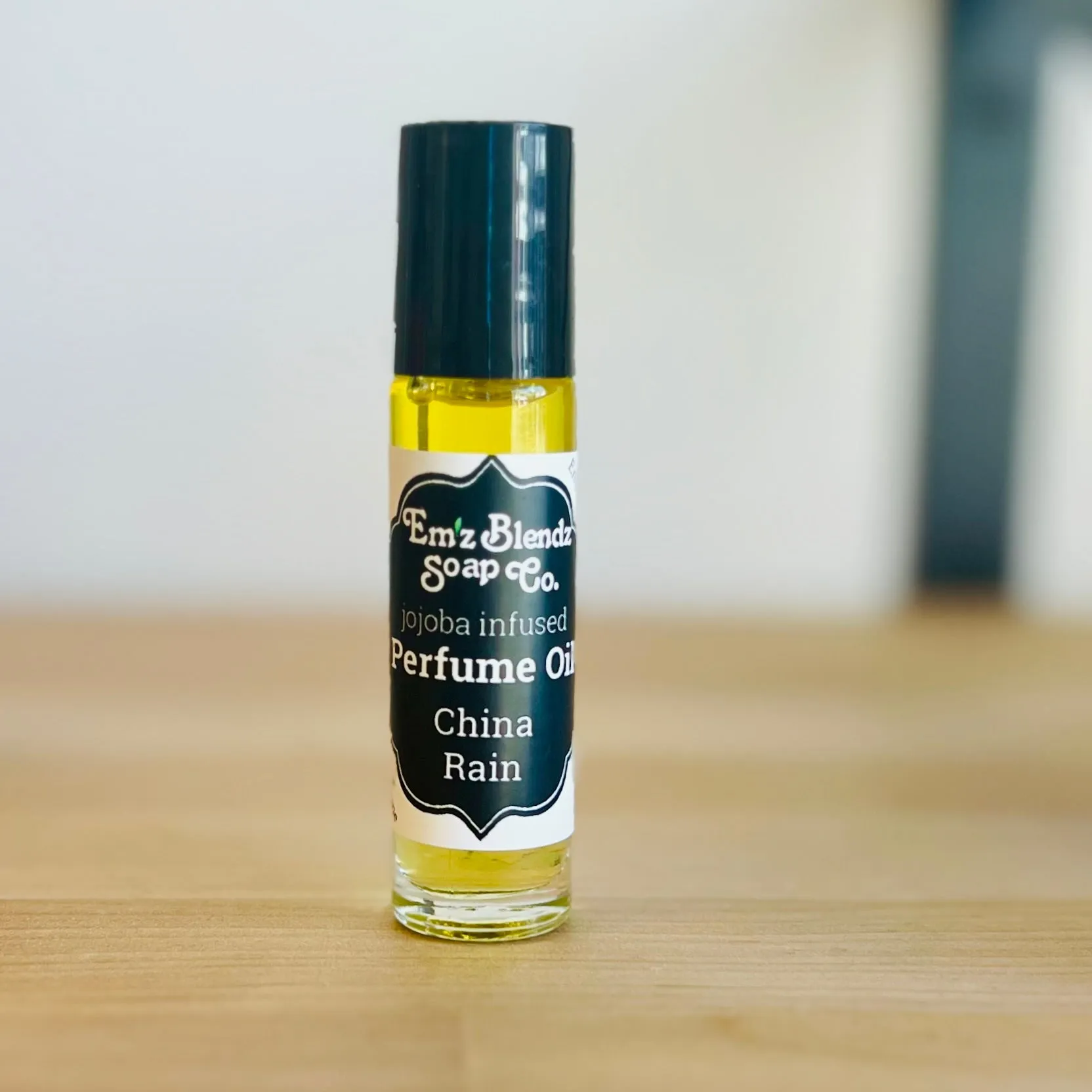 Jojoba Perfume Oil | China Rain | Classic & Timeless Scent