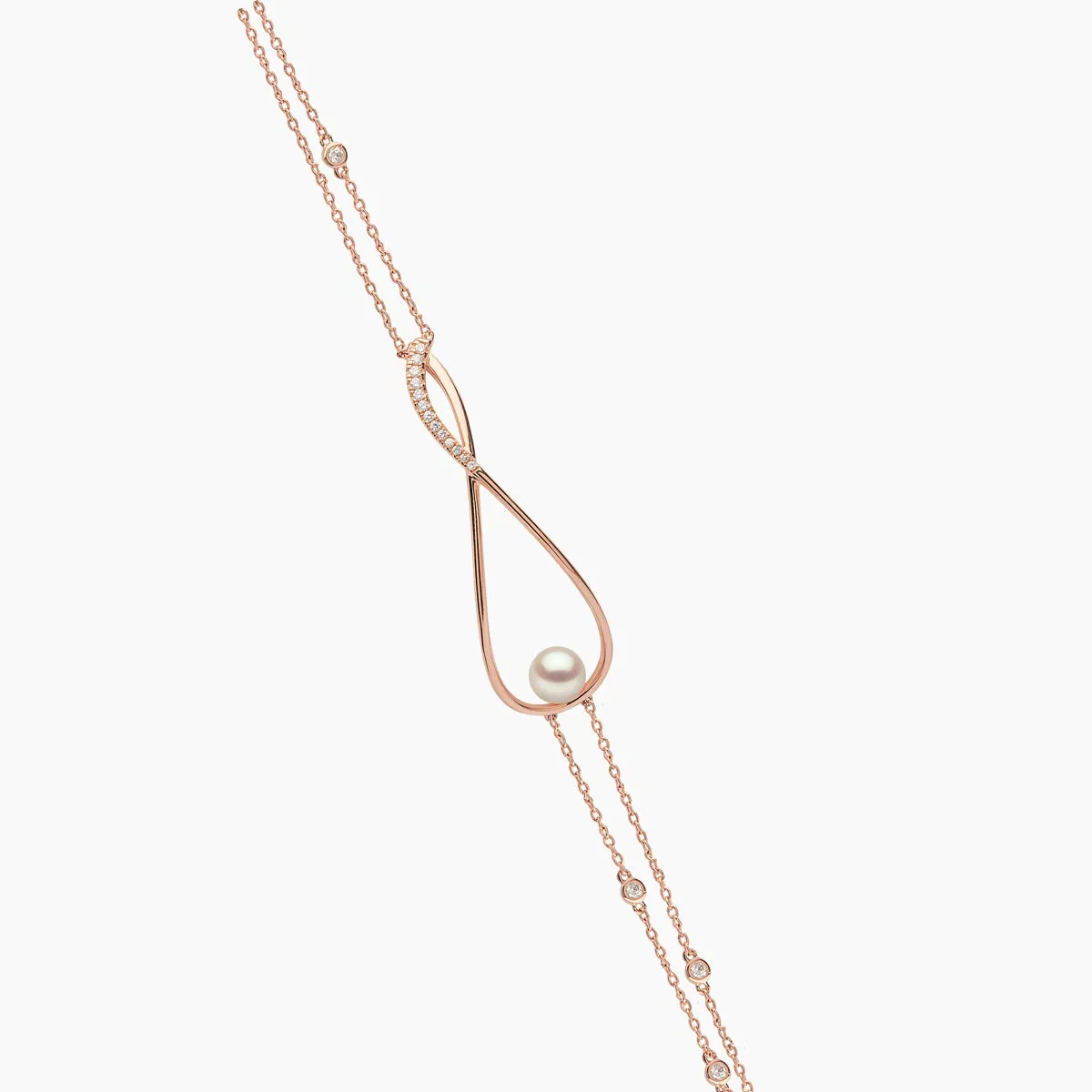 Sleek 18K Gold Pearl and Diamond Infinity Bracelet