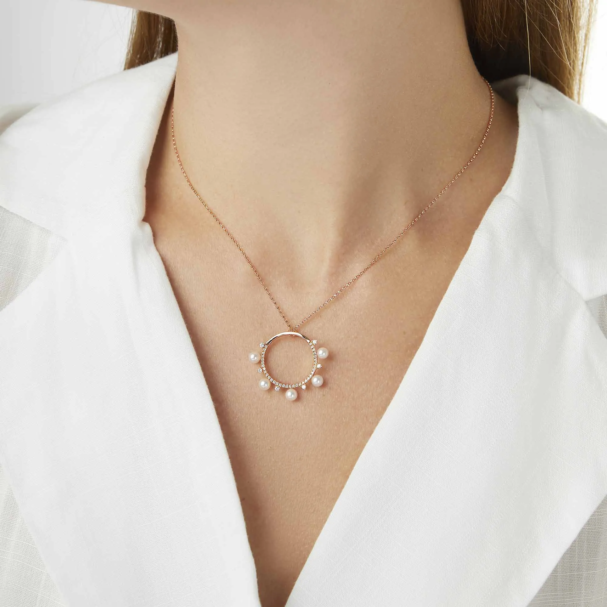 Sleek Akoya Pearl and Diamond Necklace in 18ct Rose Gold