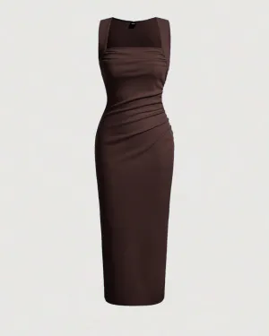 Solid Ruched Sleeveless Ribbed Knit Dress In Chocolate Brown