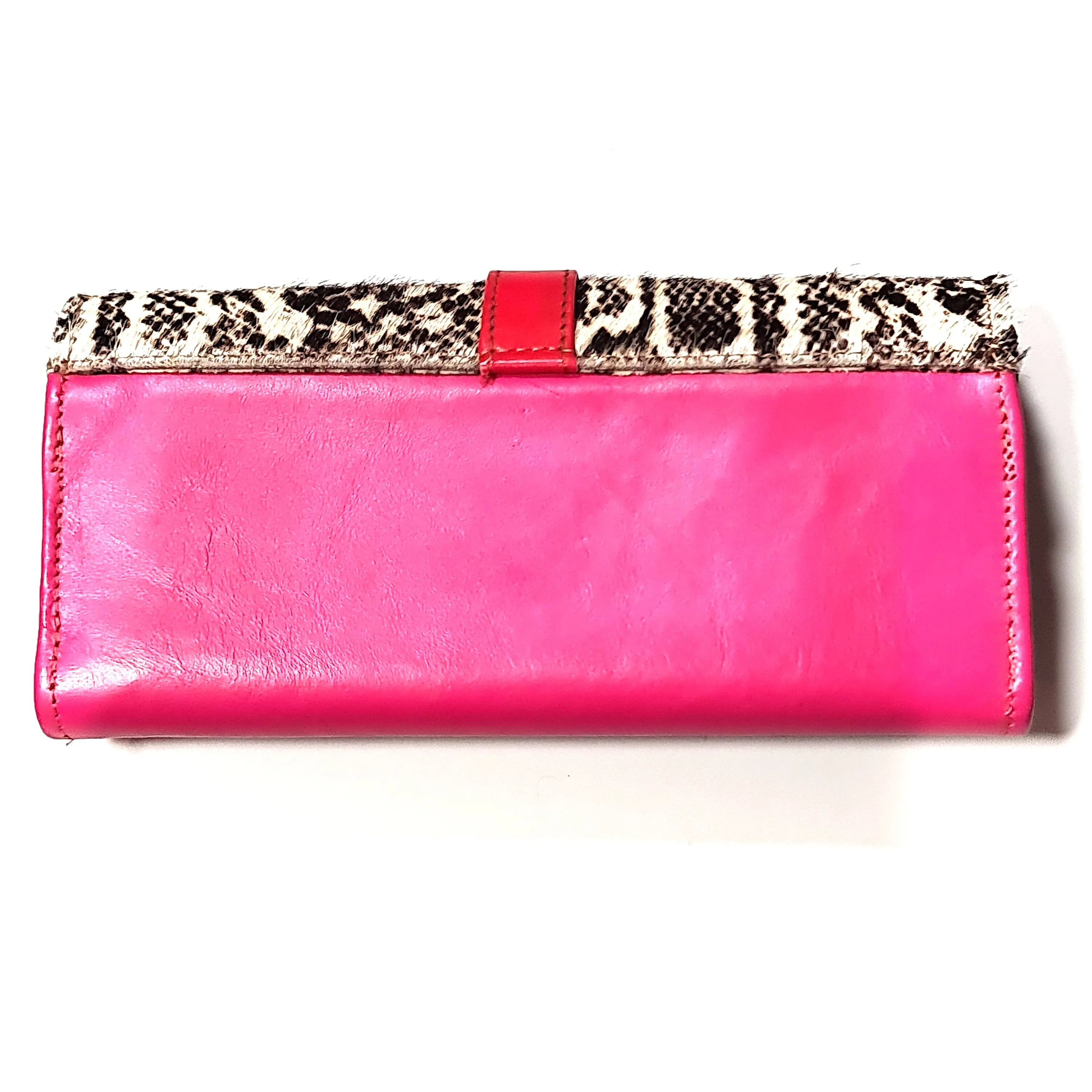 Soruka Recycled Handcrafted Leather Purse