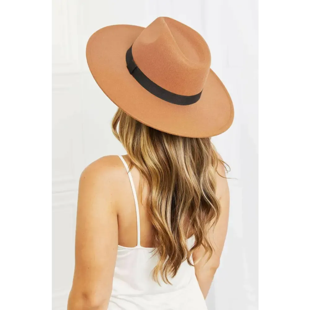 Timeless Elegance Fedora Hat Elevates Luxury Fashion for Women