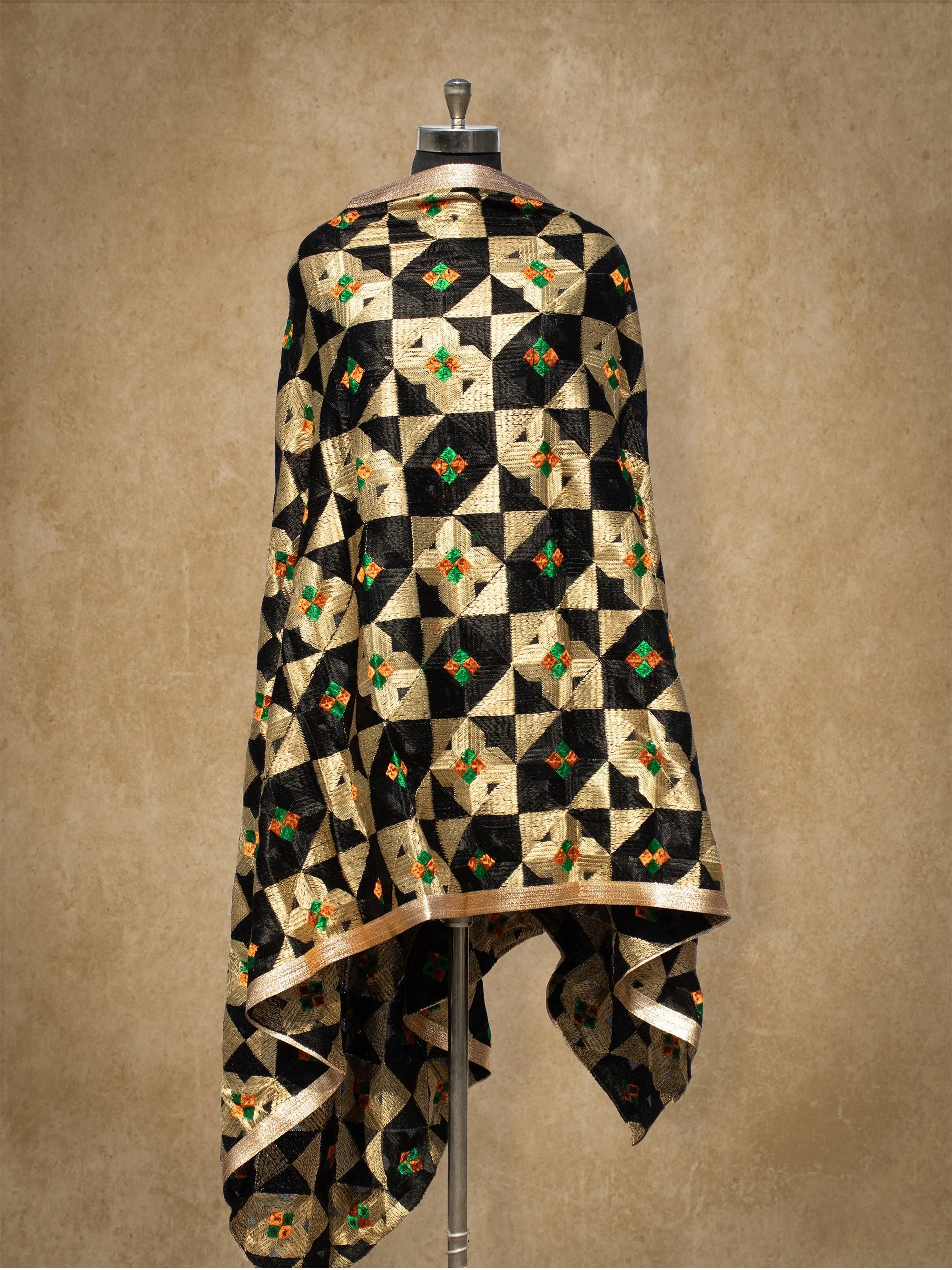 Unique Handloom Phulkari Dupatta DP-03