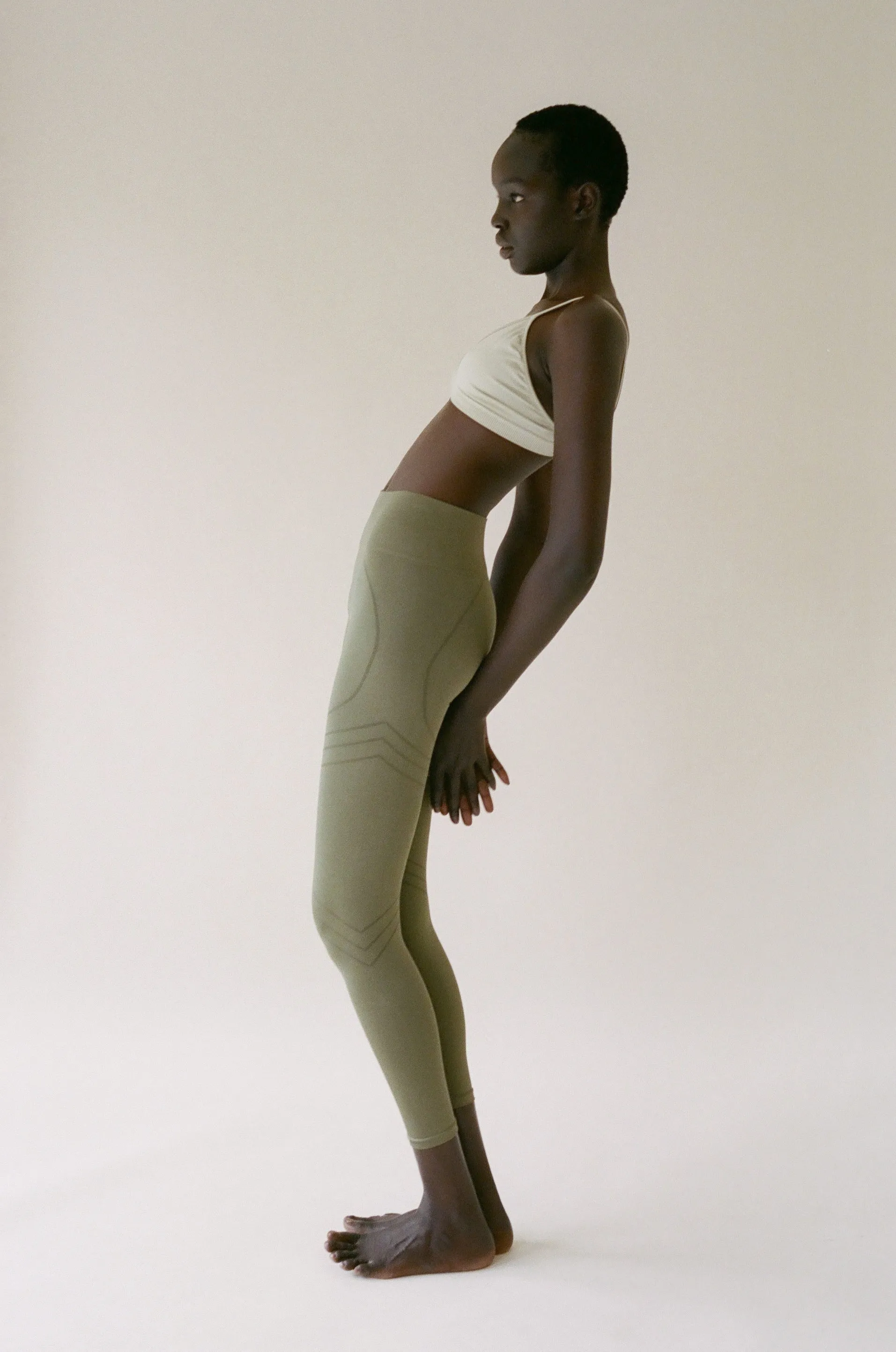 VIBRANT Pocket Leggings | Olive